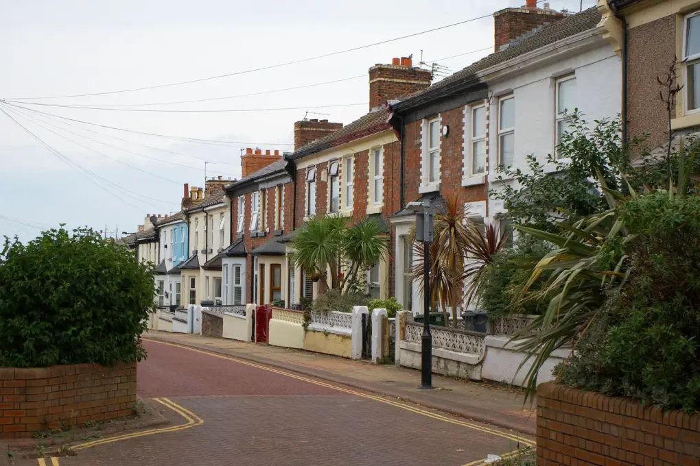Residential street of terraced houses – broken key removal Hastings coverage across the city by Locksmith Hastings